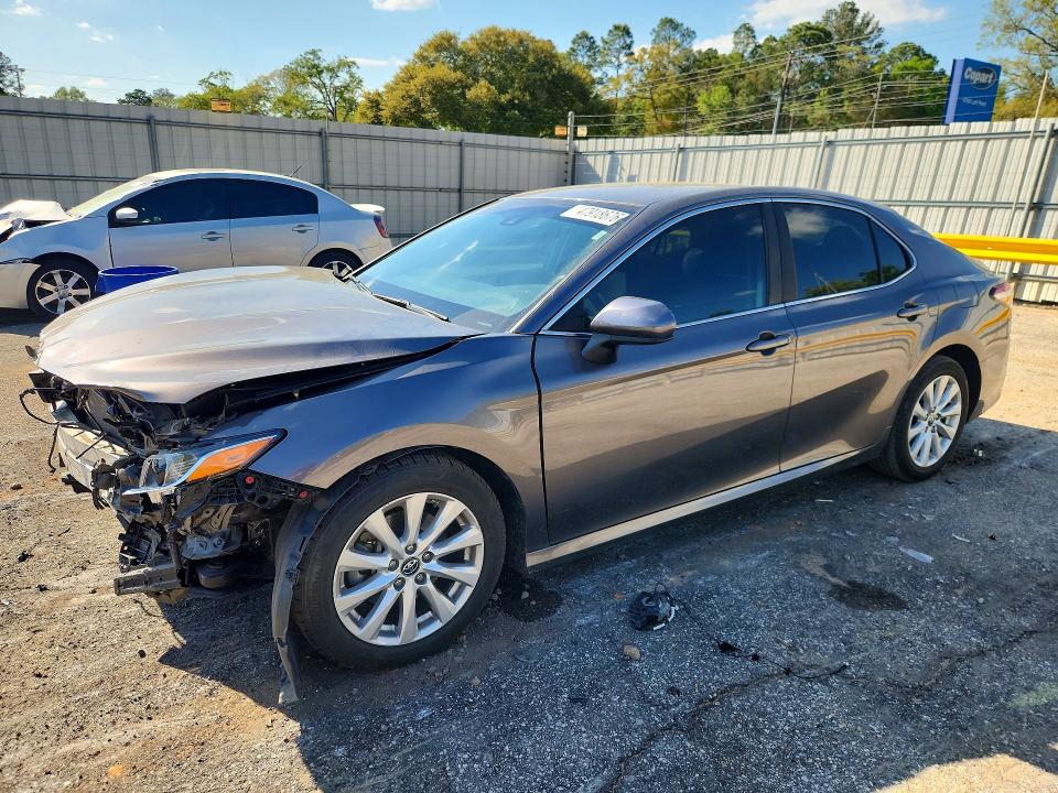2018 TOYOTA CAMRY — VIN 4T1B11HK6JU537172
