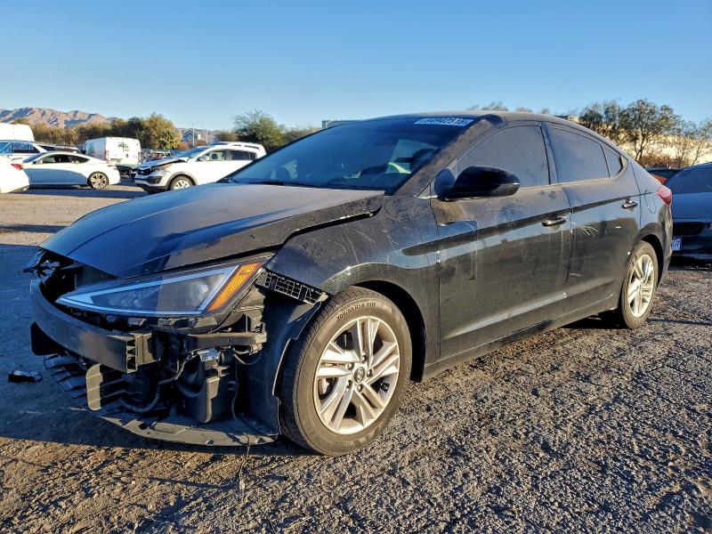 2019 HYUNDAI ELANTRA SE — VIN 5NPD84LF0KH426181