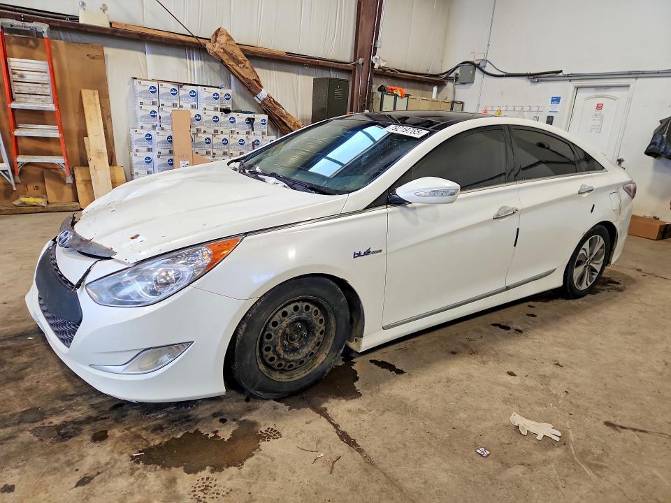 2015 HYUNDAI SONATA HYBRID — VIN KMHEC4A49FA126605
