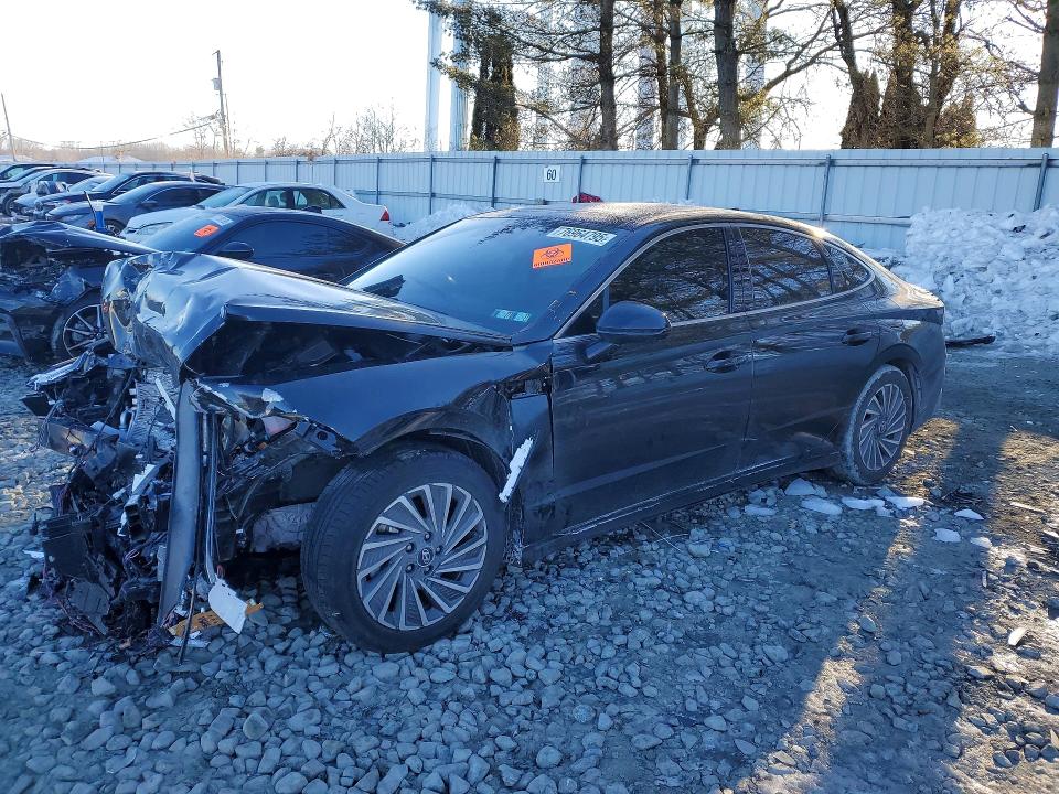 2025 HYUNDAI SONATA HYBRID — VIN KMHL54JJ4SA114802