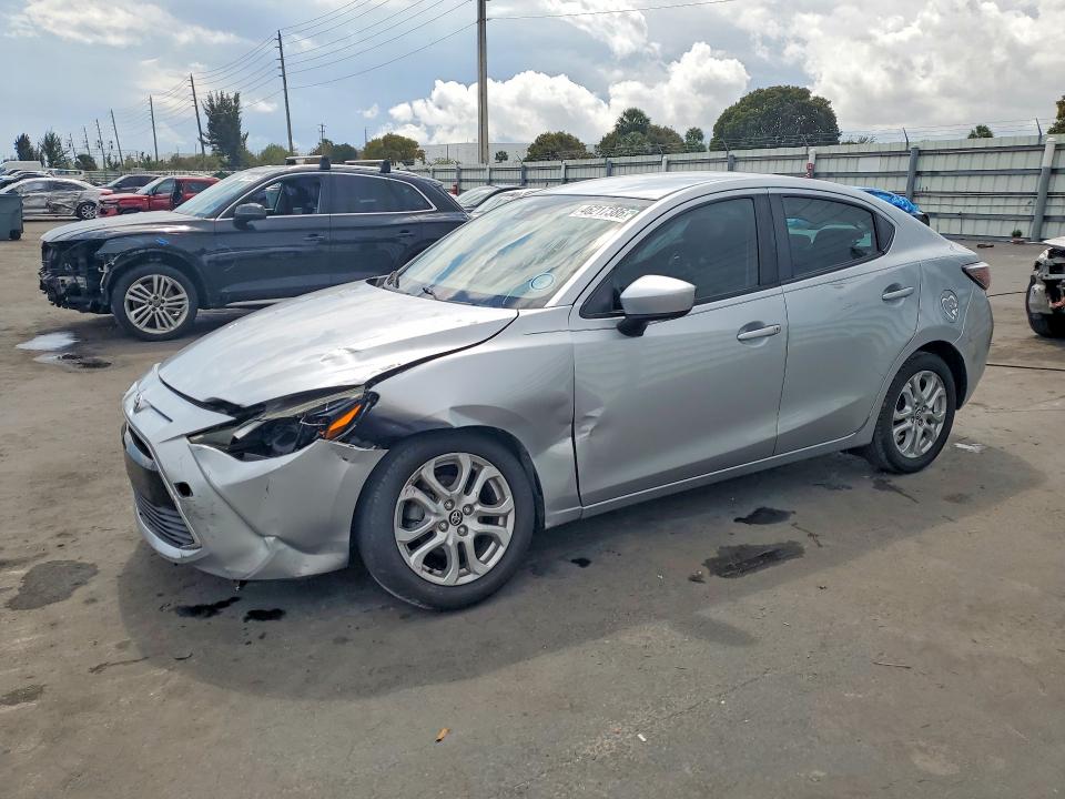 2017 TOYOTA YARIS IA — VIN 3MYDLBYV2HY169511