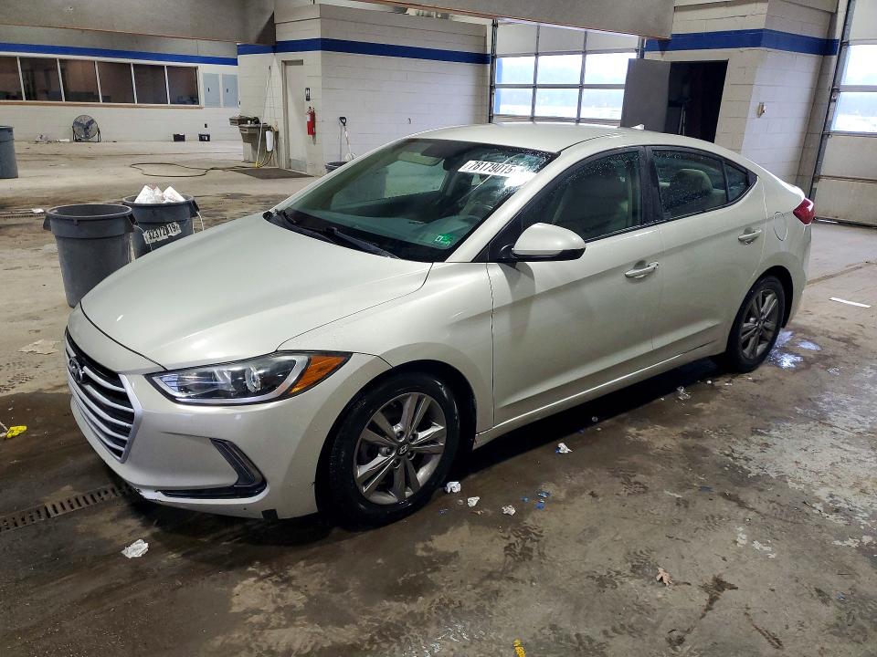 2017 HYUNDAI ELANTRA — VIN 5NPD84LF0HH027747