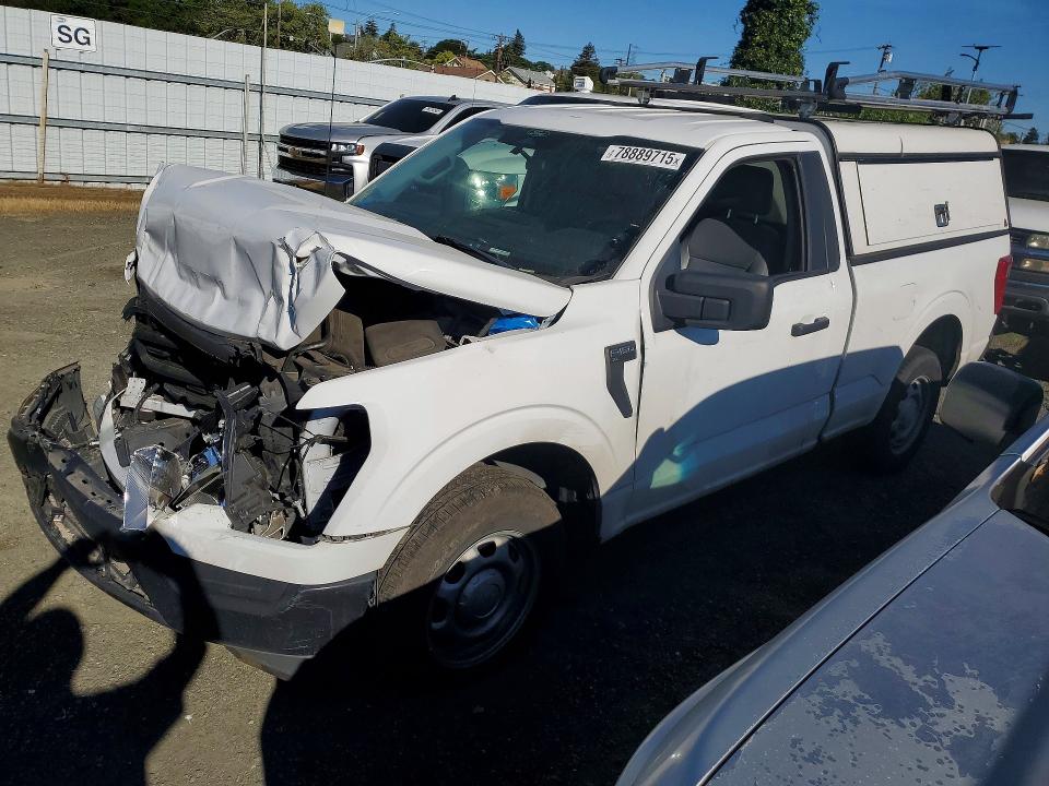 2022 FORD F150 — VIN 1FTMF1CB8NKE44323