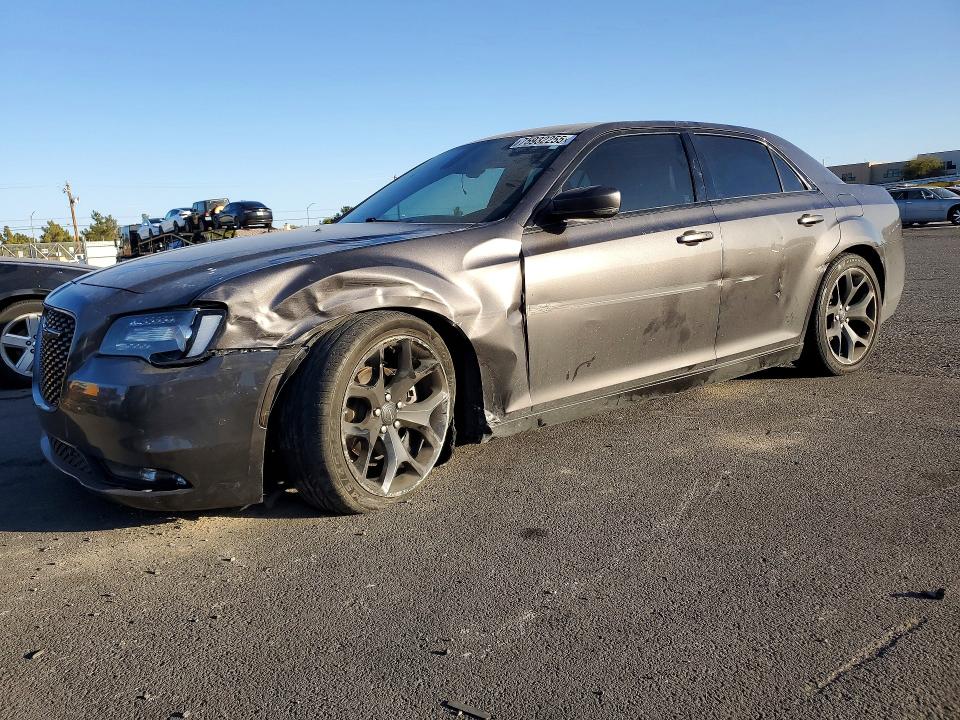 2021 CHRYSLER 300 — VIN 2C3CCABG0MH523612