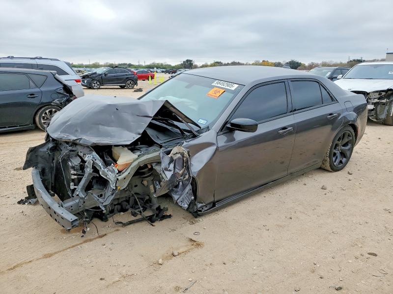 2023 CHRYSLER 300 — VIN 2C3CCAAG4PH556098