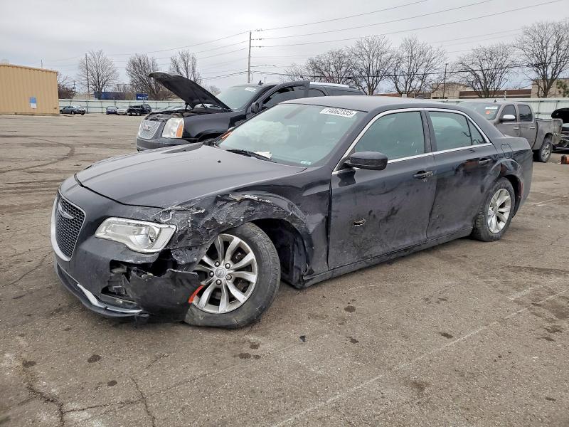 2015 CHRYSLER 300 — VIN 2C3CCAAGXFH887234