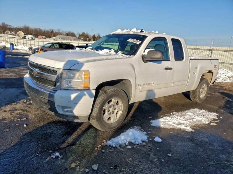 2008 CHEVROLET SILVERADO — VIN 2GCEK19JX81217508