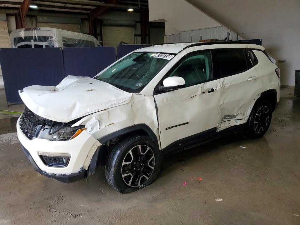 2019 JEEP COMPASS — VIN 3C4NJDAB3KT847028