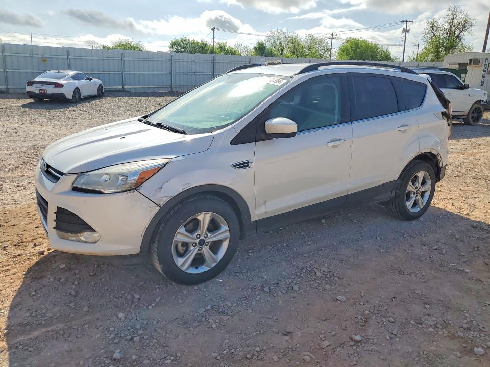 2016 FORD ESCAPE — VIN 1FMCU0GXXGUA83827