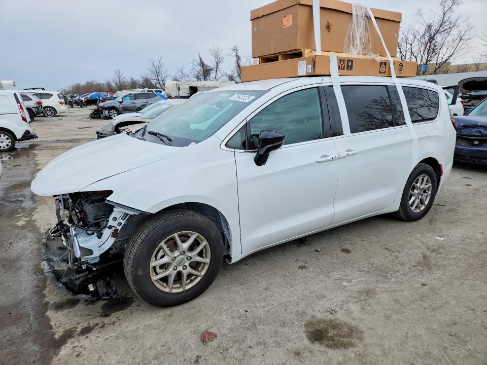 2025 CHRYSLER PACIFICA — VIN 2C4RC1BG4SR549661