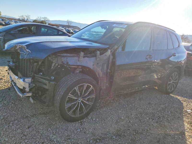 2020 BMW X5 XDRIVE4 — VIN 5UXCR6C08L9C02104