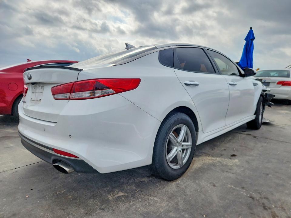 5XXGT4L35KG318586