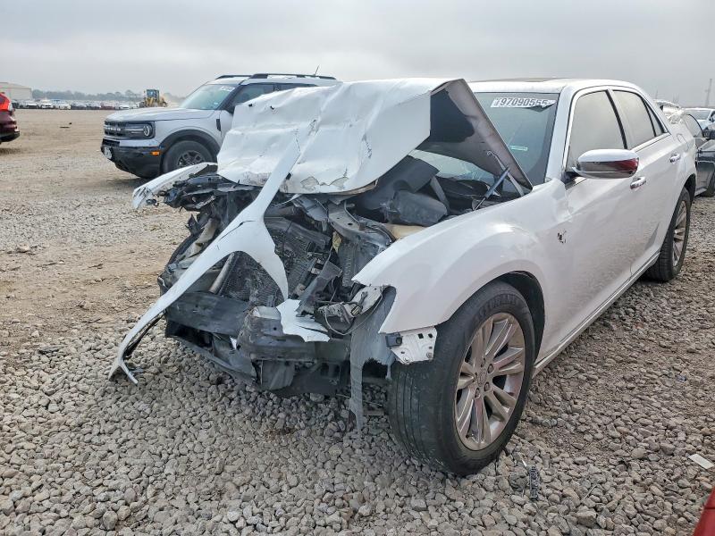 2017 CHRYSLER 300C — VIN 2C3CCAEGXHH570745