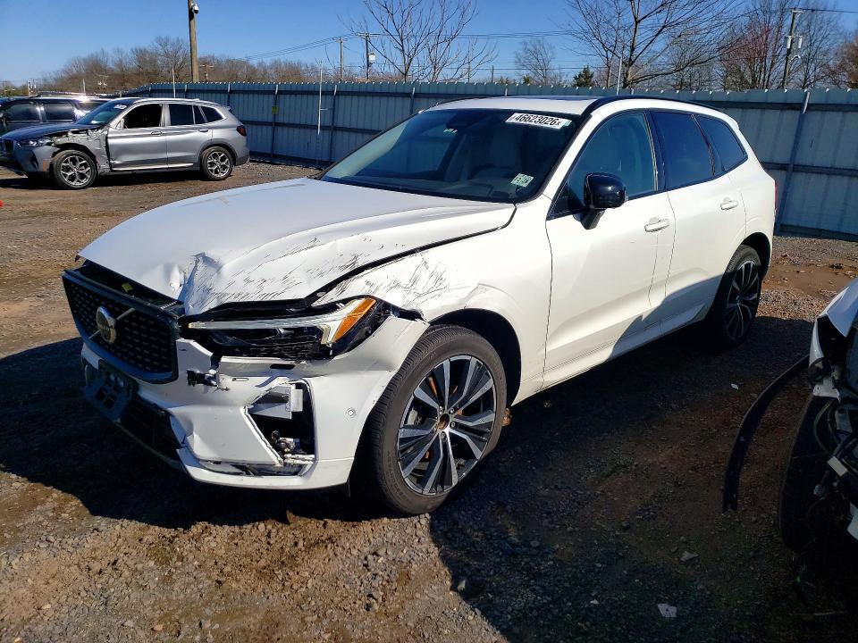 2024 VOLVO XC60 — VIN YV4L12RL7R1840784