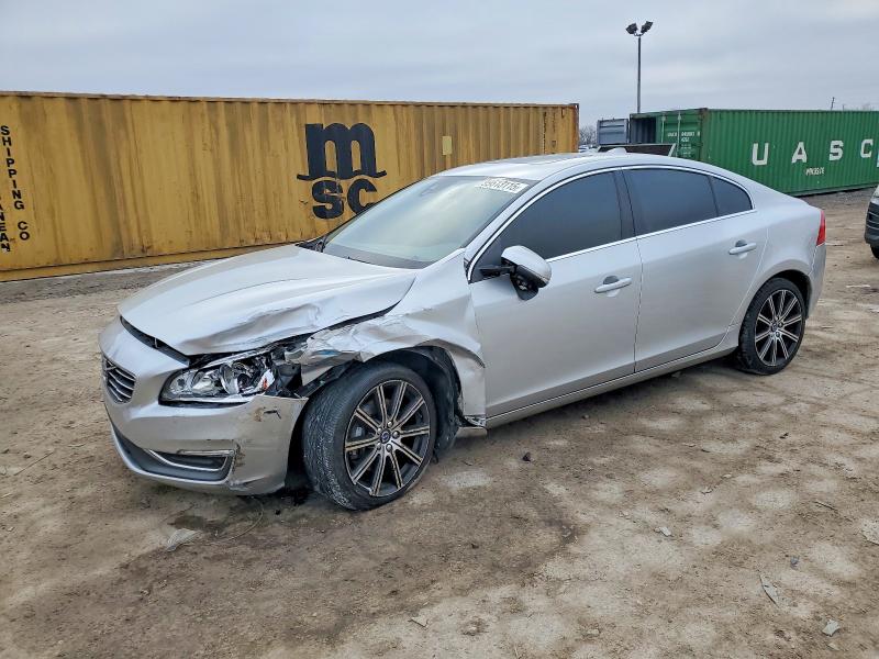 2017 VOLVO S60 — VIN LYV402TK9HB148480