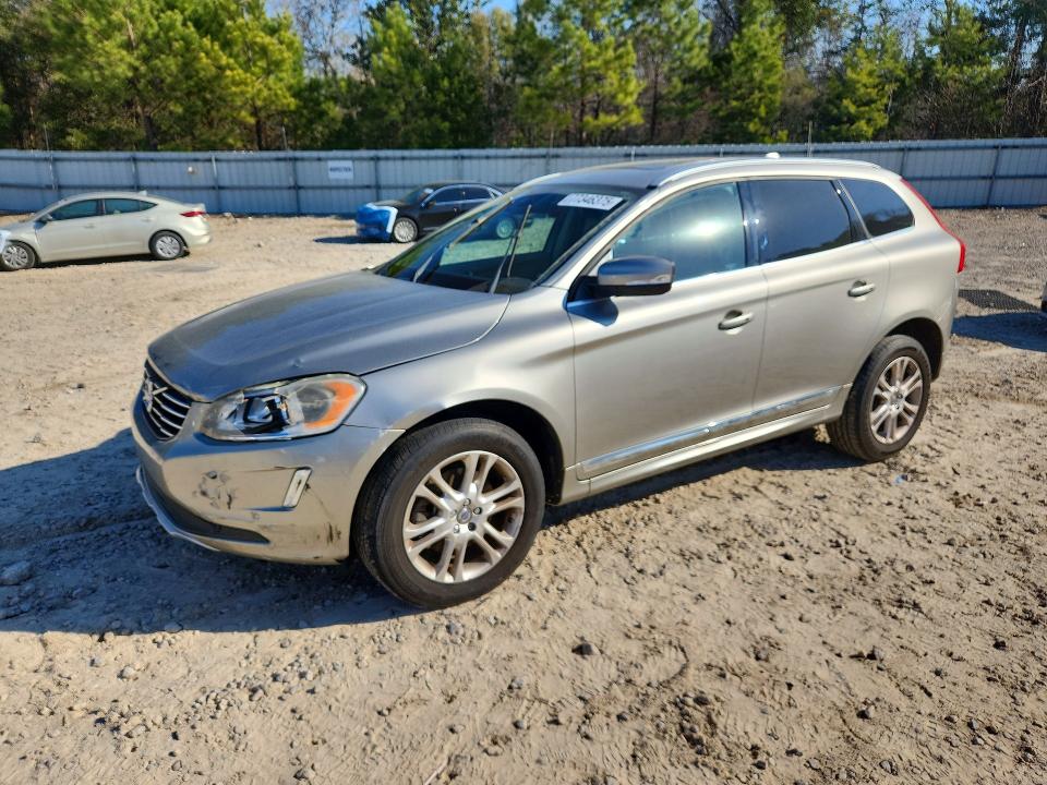 2015 VOLVO XC60 — VIN YV440MDK2F2717353