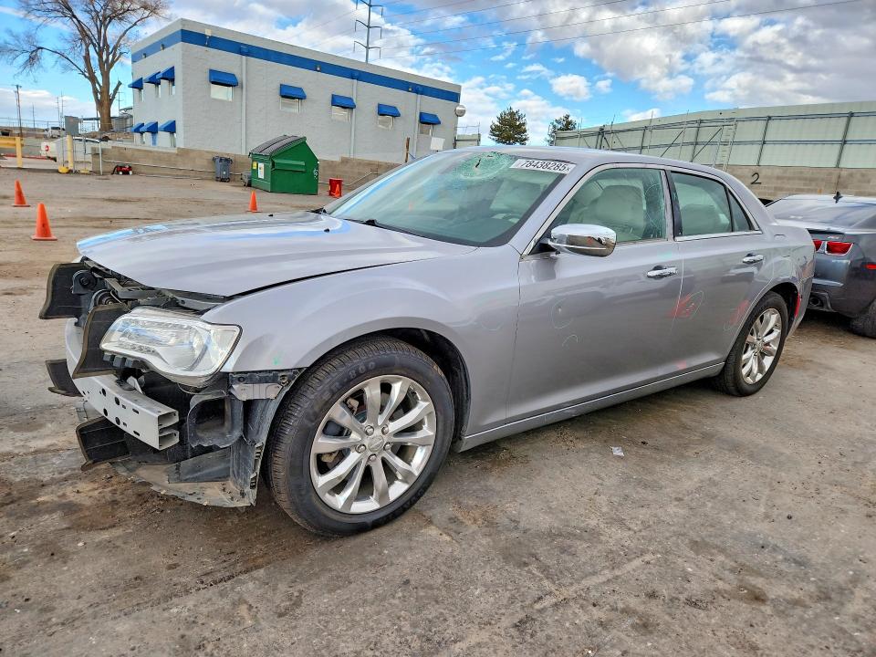 2016 CHRYSLER 300C — VIN 2C3CCAKG7GH106573