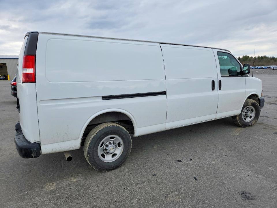 1GCWGBF7XN1287841