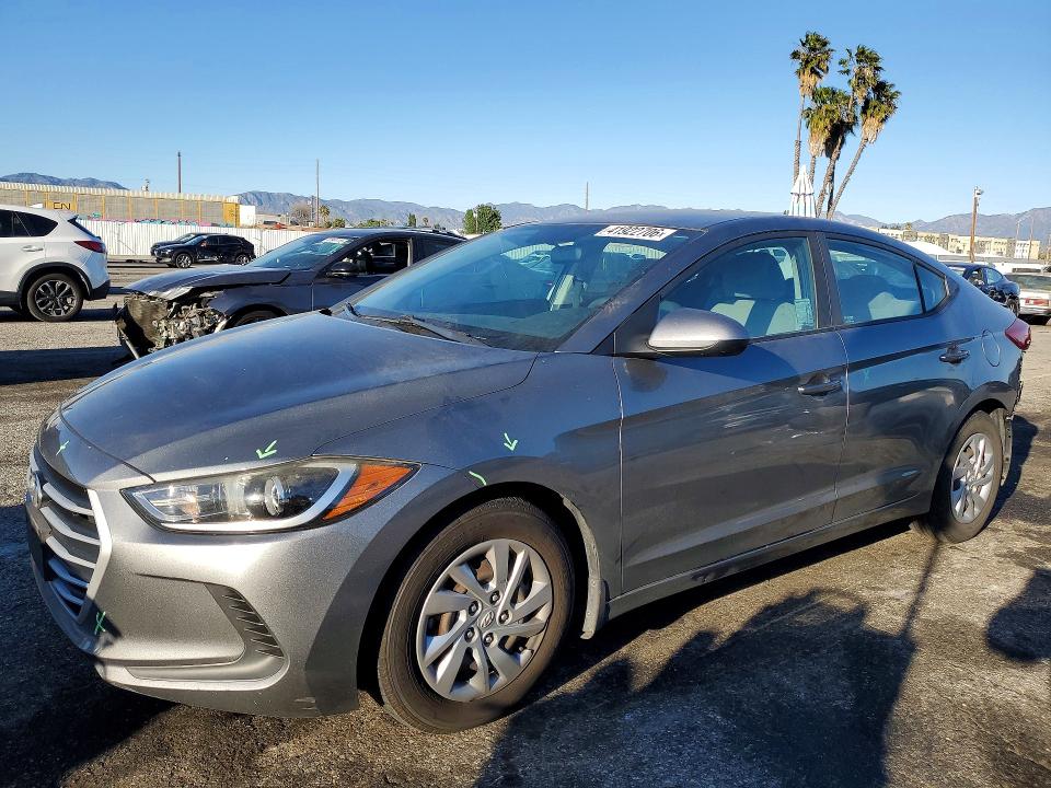 2017 HYUNDAI ELANTRA — VIN KMHD74LF4HU421319
