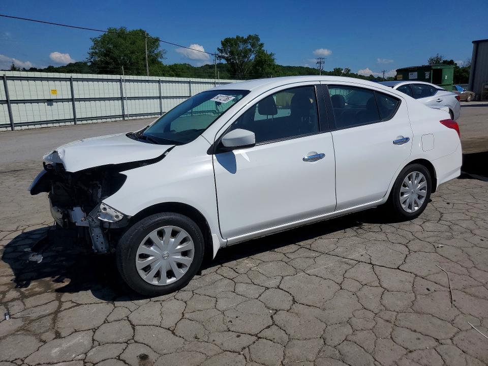 2017 NISSAN VERSA — VIN 3N1CN7AP7HL899640