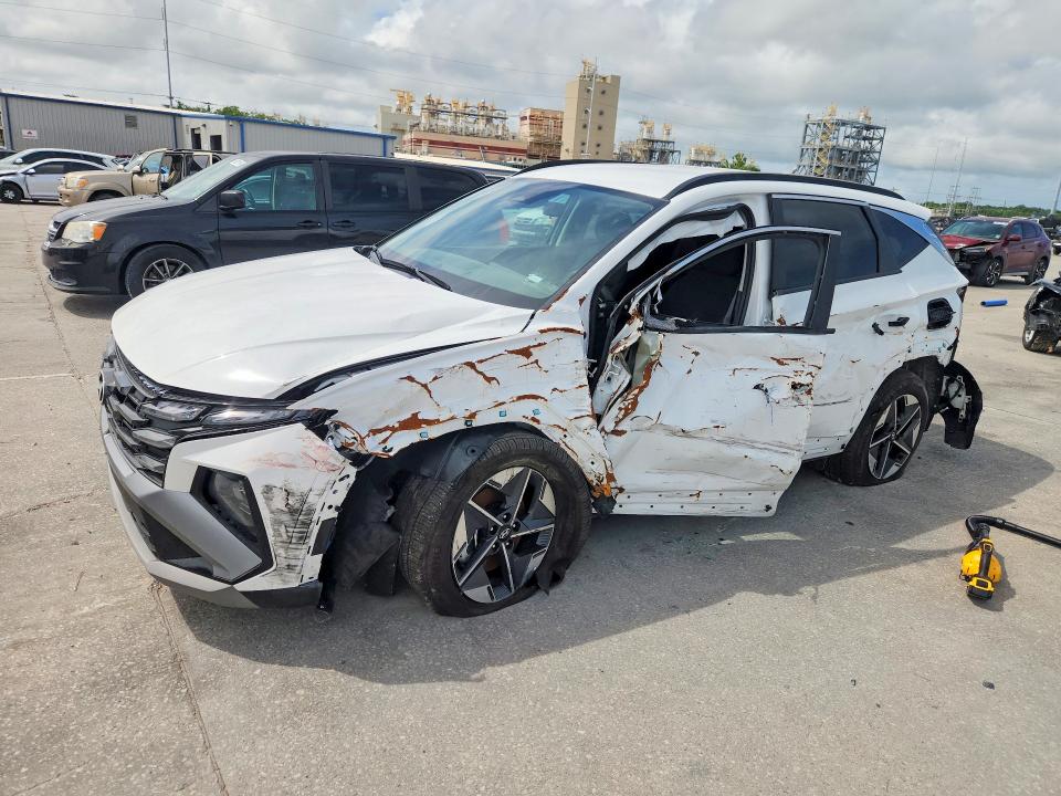 2026 HYUNDAI TUCSON — VIN 5NMJB3DE9TH613258