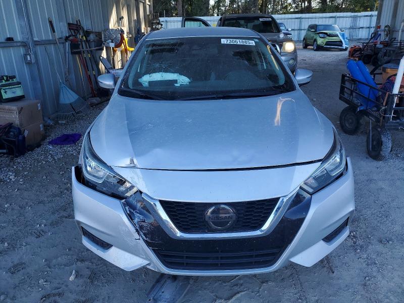 3N1CN8EVXML823001