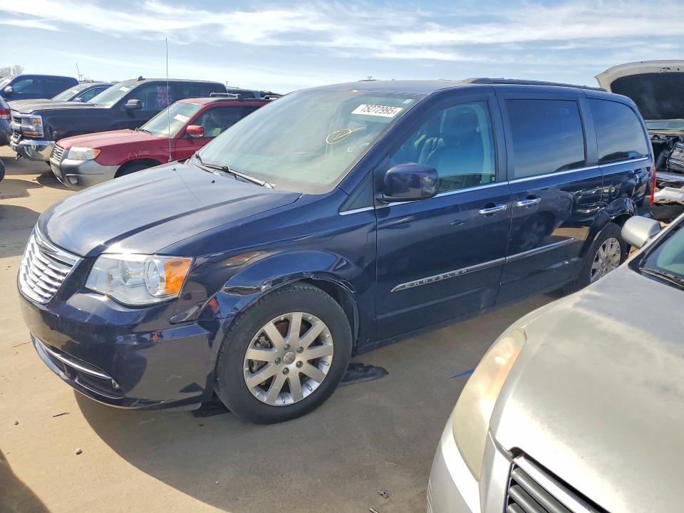 2016 CHRYSLER TOWN & COUNTRY — VIN 2C4RC1BG2GR305885