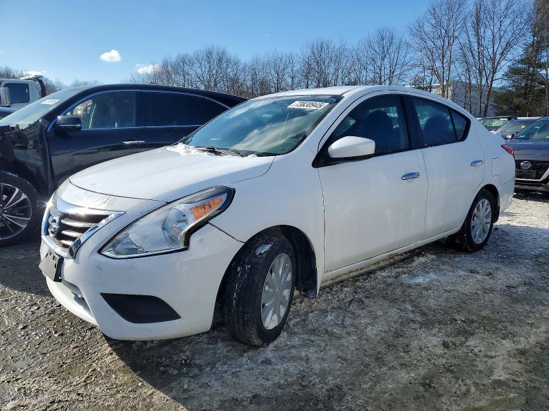 2015 NISSAN VERSA S — VIN 3N1CN7AP6FL823811