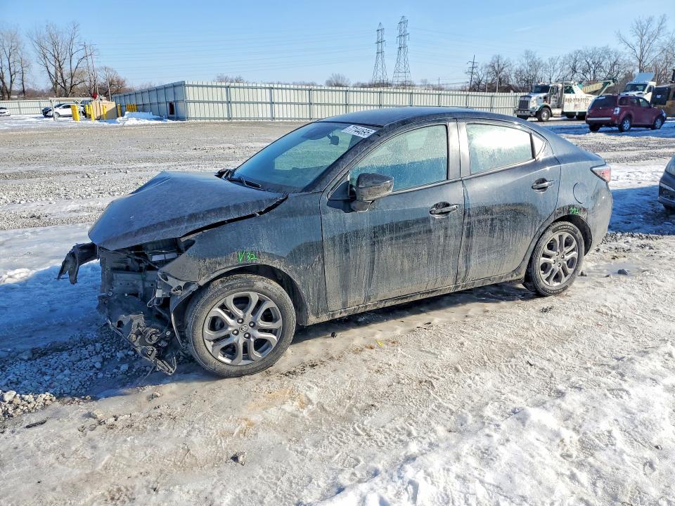 2020 TOYOTA YARIS — VIN 3MYDLBYV4LY716304