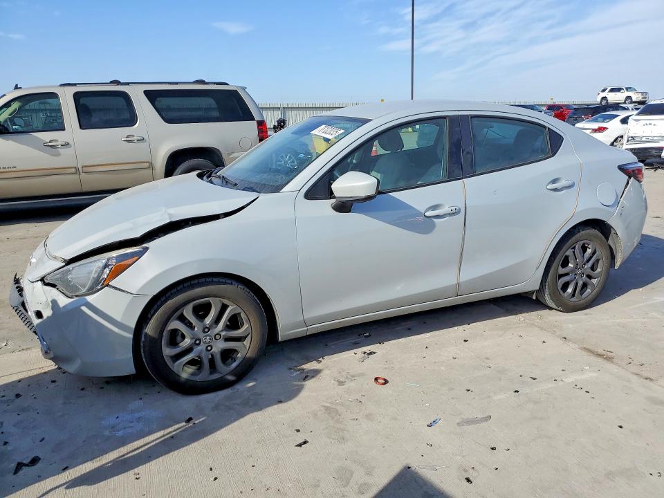 2020 TOYOTA YARIS — VIN 3MYDLBYV6LY712268
