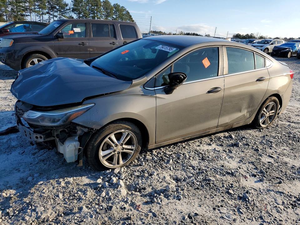 2017 CHEVROLET CRUZE — VIN 1G1BE5SM6H7217975