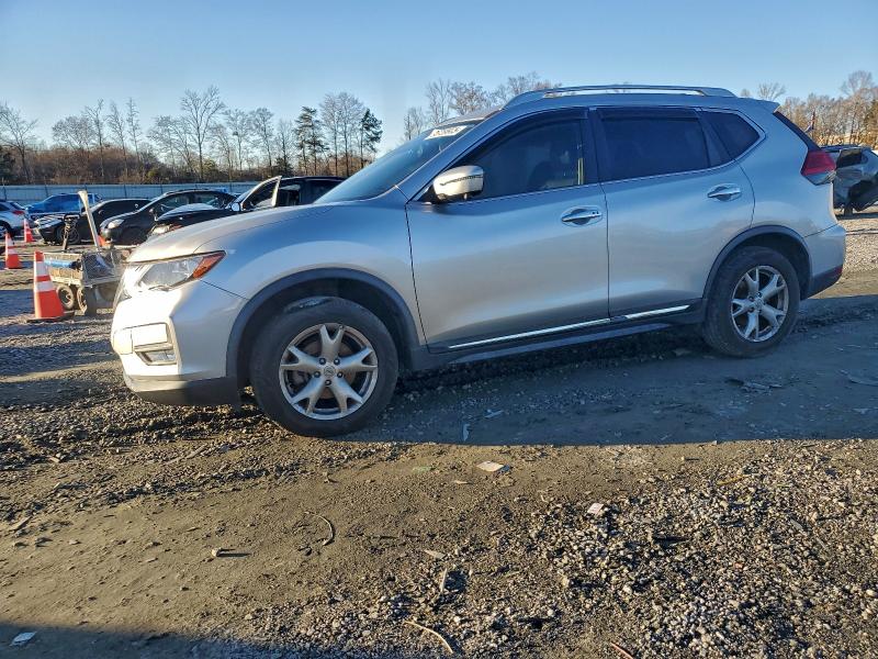 2017 NISSAN ROGUE S — VIN JN8AT2MT6HW154110