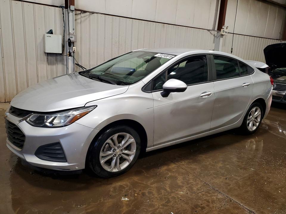 2019 CHEVROLET CRUZE — VIN 1G1BC5SM9K7126678