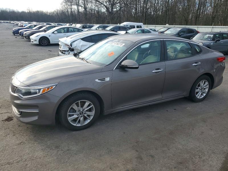 2016 KIA OPTIMA LX — VIN 5XXGT4L3XGG115216
