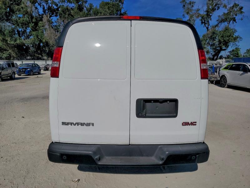 1GTW7AFP4P1110358