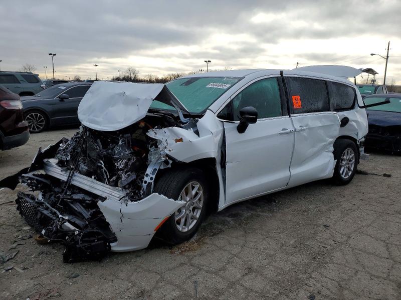 2025 CHRYSLER PACIFICA — VIN 2C4RC1BG3SR554270