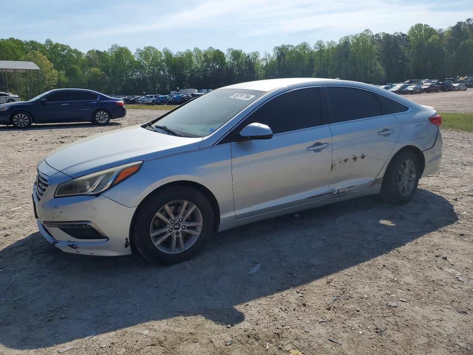 2015 HYUNDAI SONATA — VIN 5NPE24AF0FH239148