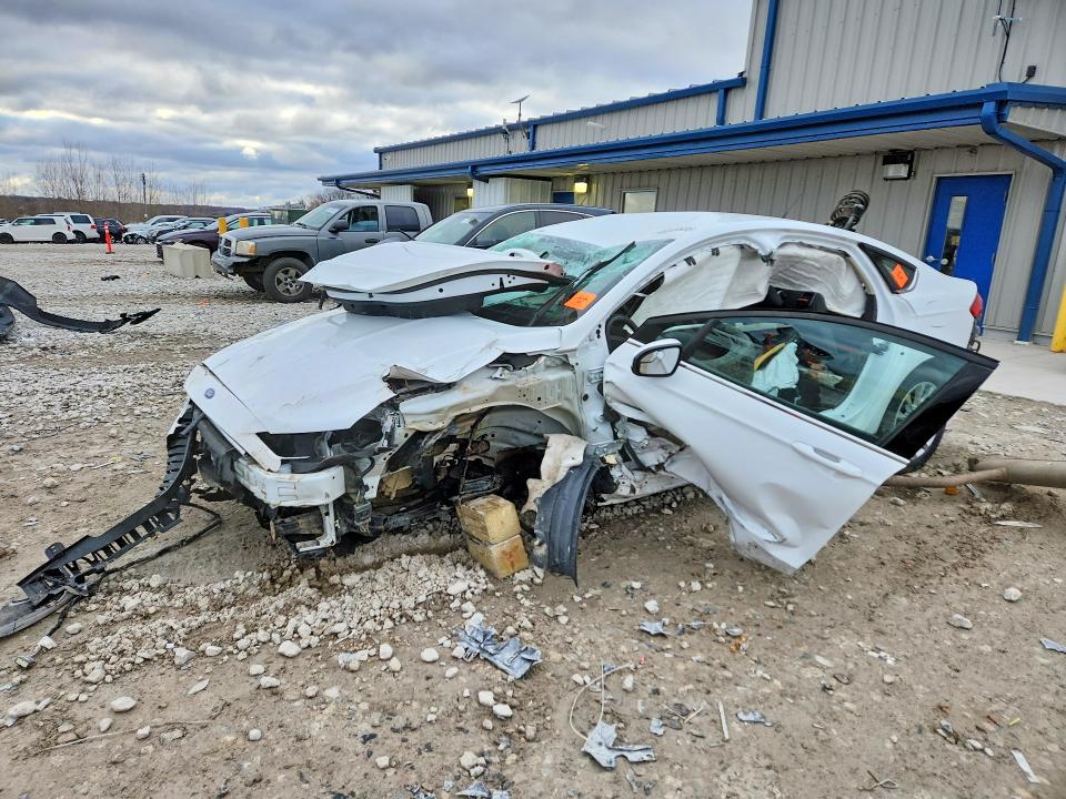 2017 FORD FUSION — VIN 3FA6P0H77HR261473