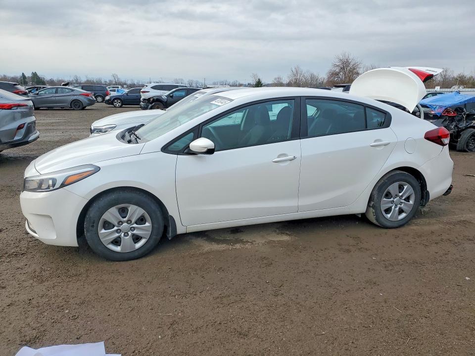 2017 KIA FORTE — VIN 3KPFL4A75HE059374