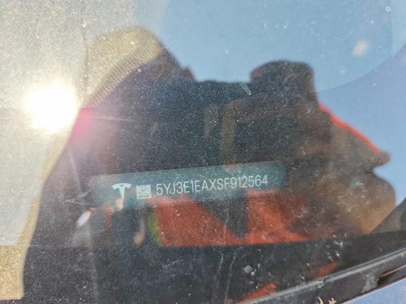 5YJ3E1EAXSF912564