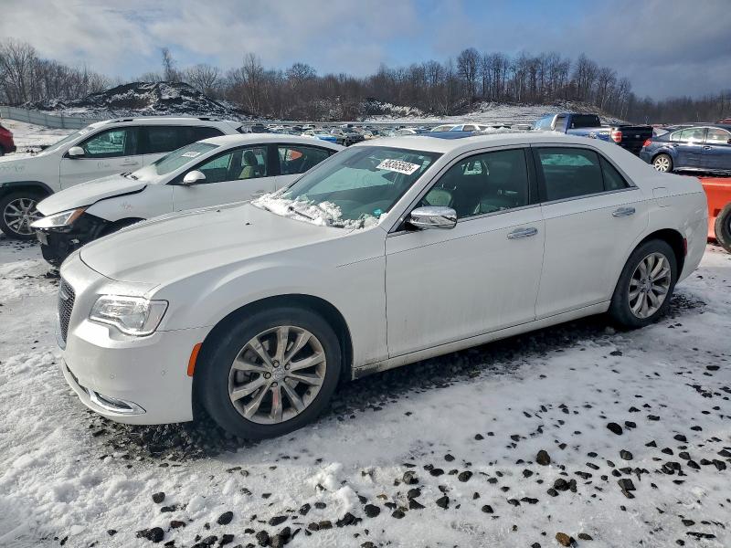 2015 CHRYSLER 300C — VIN 2C3CCAKGXFH876510