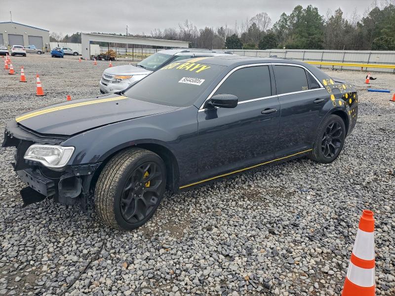 2018 CHRYSLER 300C — VIN 2C3CCAPT9JH227764