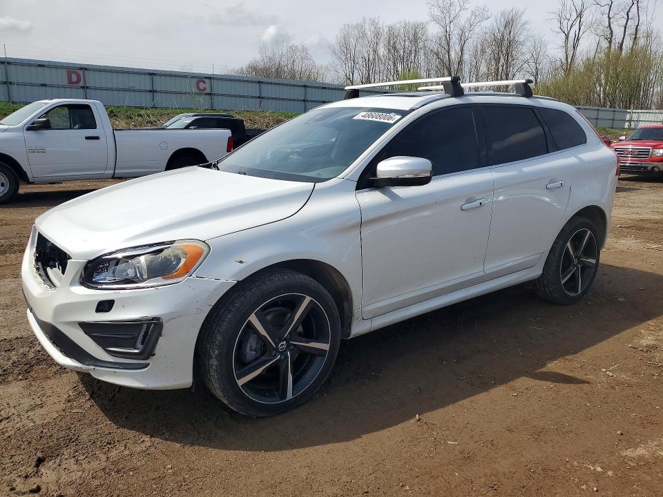 2016 VOLVO XC60 — VIN YV4902RP0G2825499