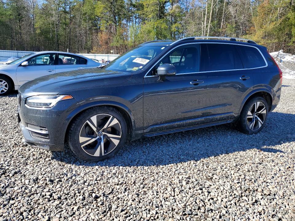 2016 VOLVO XC90 — VIN YV4A22PK8G1072776