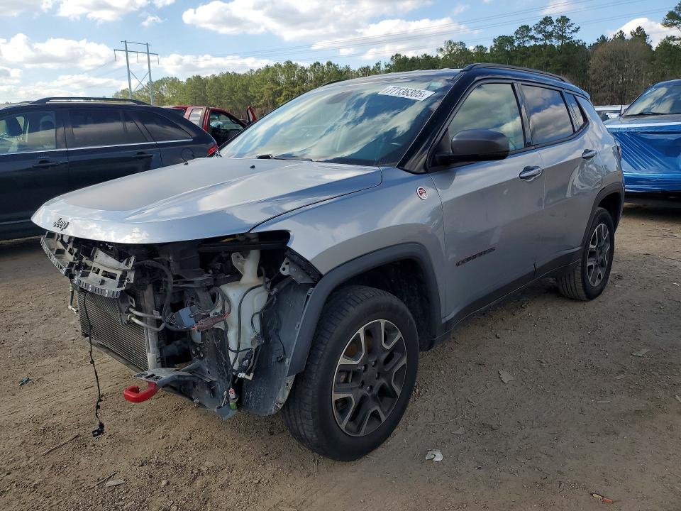 2020 JEEP COMPASS — VIN 3C4NJDDB8LT195570