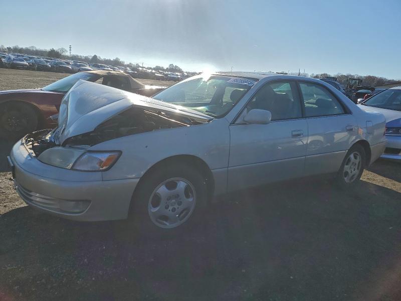 1999 LEXUS ES 300 — VIN JT8BF28G8X0212190