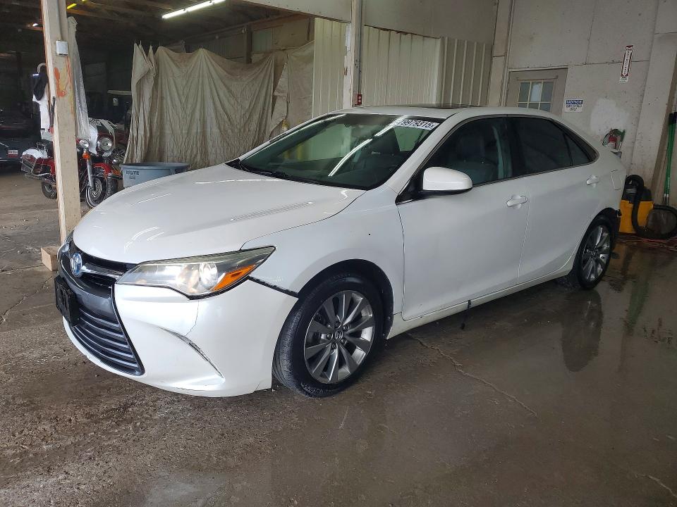 2015 TOYOTA CAMRY HYBRID — VIN 4T1BD1FKXFU149444
