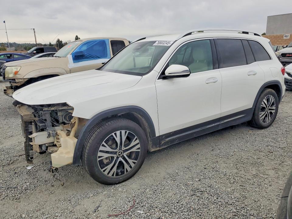 W1N4M4HBXRW352718