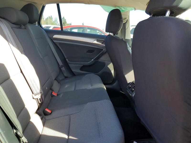3VW217AU2HM026122