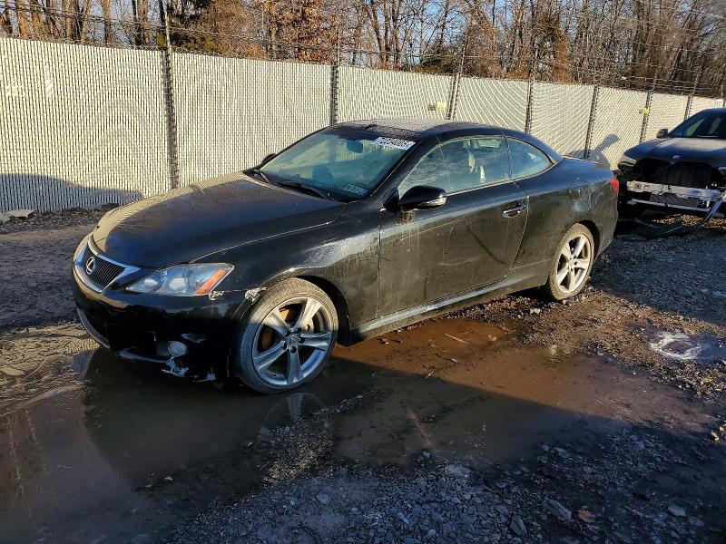 2015 LEXUS IS 250 — VIN JTHFF2C23F2531948
